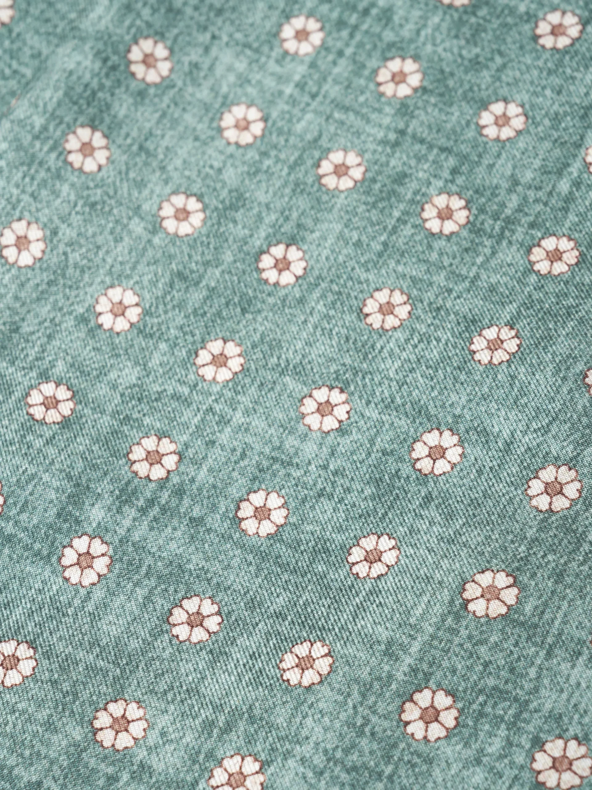 Favourbrook Green Osterley Silk Cravat- Scarves & Cravats